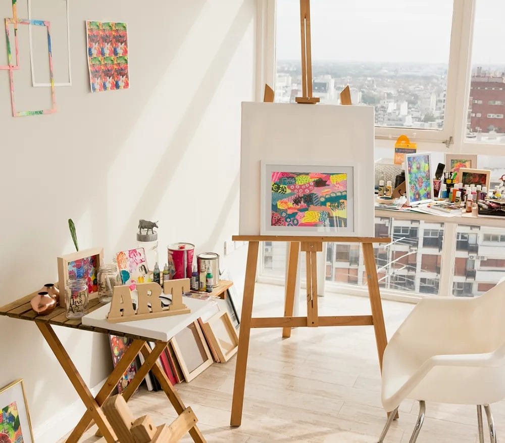 About-us 2 MaleniFY-painting-Studio